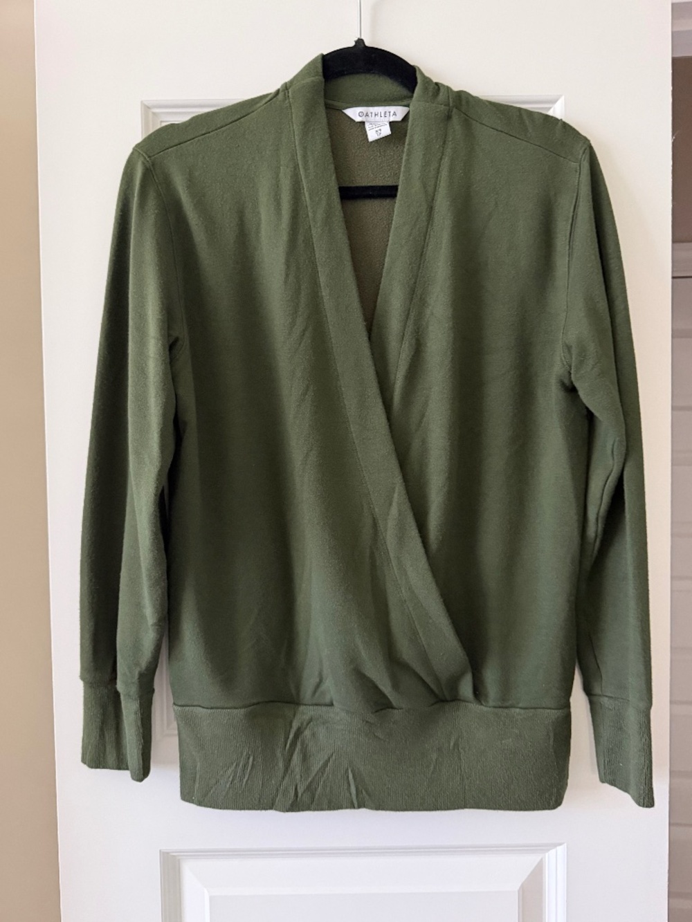 Athleta crossover sweatshirt